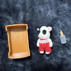 こ*ぎ様 【廃盤レア】シルバニアファミリー うしの赤ちゃん　海外版