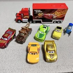 ミニカーセット ライトニング・マックィーン トレーラー付き