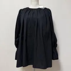 売り切り価格❗️アドーア♡襟ギャザーブラウス♡ブラック♡美品