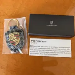 Porsche クレスト キーリング キーホルダー ペピータ 限定 千鳥柄