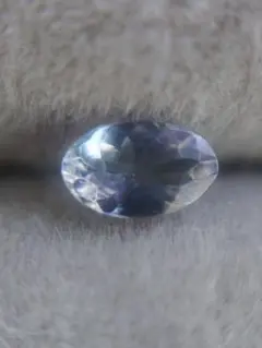 ニアカラーレスゾイサイト　グリーンゾイサト　オーバルカット 0.3ct