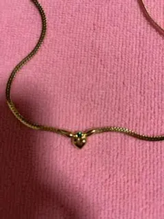 ハート型留め具のシンプルネックレス