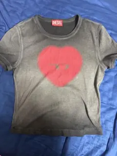 DIESEL ハートロゴ クロップドTシャツ - メルカリ