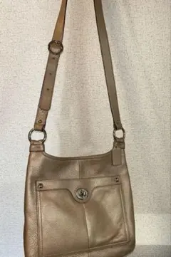 COACH レザー ショルダーバッグ　ターンロック