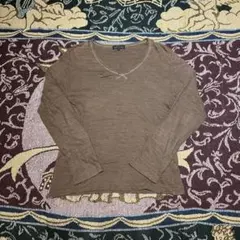 ユニセックス　グランジ系　Ｖネックニット