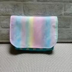 ★移動ポケット★　ハンドメイド　レインボーカラー　スカイブルー　ラメ入りハート柄