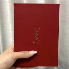 【最終！】ほぼ新品&非売品！イヴ•サンローランノベルティーミラー レッド