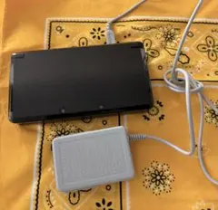 c*i様 New Nintendo 3DS 本体 黒色 ACアダプター付き