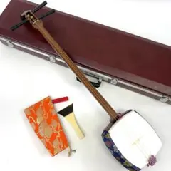 民謡三味線 中棹 紅木 正寸 一本溝 丸打胴 皮やぶれなし 天神欠けなし