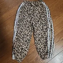 ヒョウ柄中綿フリース素材　あったかパンツ