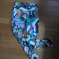 Reebok ヨガウェア Mサイズ カラフル