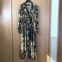 美品　ZARA プリント　ワンピースのサムネイル