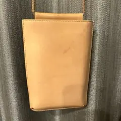 無印良品　イタリア産ヌメ革　ミニサコッシュ