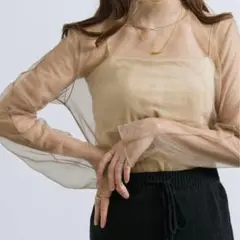 NEUNA パイピングメローシアートップスのサムネイル