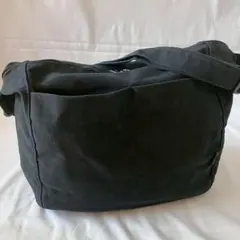 キャンバストートバッグ　ブラック　大容量