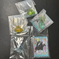 サンリオ　グミチュアチャーム　グミ＆ミニポーチ　4個セット　新品