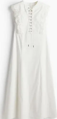 新品タグ付き　今期品　H＆M レースアップワンピース　XL