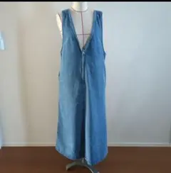 フロントジップジャンパースカート