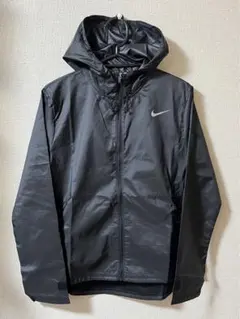 ☆新品未使用品☆ナイキ レディース エッセンシャル ジャケットパーカー M