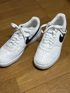 Nike ホワイト スニーカー