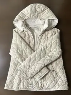 キルティング　ダウン　ジャンパー　フード付き