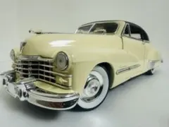 アンソン/'47 Cadillacキャデラック Series62 1/18 絶版のサムネイル