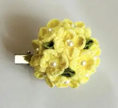 つまみ細工 黄色い花のブローチ