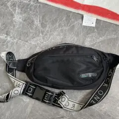 Item thumbnail for item ab57799e-231e-4c31-a51b-80c2f0b56b9a