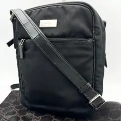 グッチ ショルダーバッグ ボディバッグ レザー ナイロン 黒 ロゴプレートのサムネイル