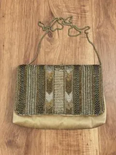 ビーズ刺繍 ゴールド クラッチバッグ