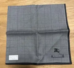 【新品】Burberry バーバリー　メンズハンカチ　グレー