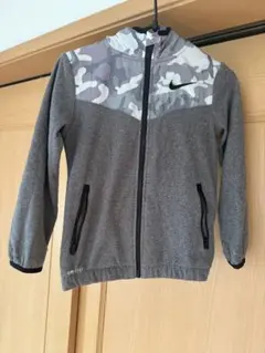 NIKE フリースジャケット カモフラ柄