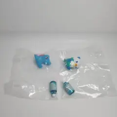 ポケモンセンター限定 おいしいみず フィギュアコレクション ミジュマル　ワニノコ