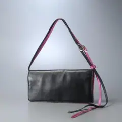 メゾン マルタン マルジェラ 11 レザー ショルダーバッグのサムネイル