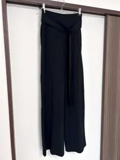 【ANT】ハイウェストブラックワイドスリットパンツ　ベルト付