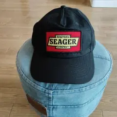 SEAGER 刺繍ロゴ キャップ 黒