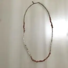 K.Tコムサデモード　天然石ビーズロングネックレス ピンクホワイト