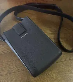 正規品　FERRAGAMO フェラガモ メンズ　レザーショルダーミニバッグ　黒のサムネイル