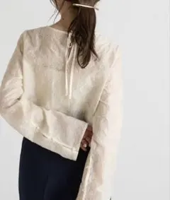 【オケージョン】刺繍レースブラウス