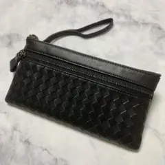 【新品未使用】高級羊革　ポーチ　財布　マルチケース　イントレチャート　黒ブラックのサムネイル