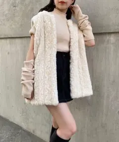 【最終値下げ】Chico リバーシブルファーキルティングベスト