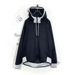 アンダーアーマー スウェットパーカー(M)黒 白 ジップアップ スポーツ