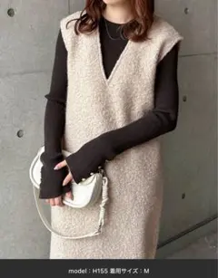 andme フェイクリングウールVネックボアワンピース
