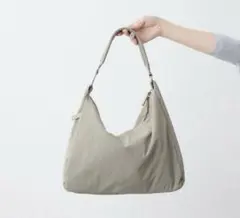 美品✨ イアパピヨネ ワイドテープ ショルダーバッグ ターコイズ