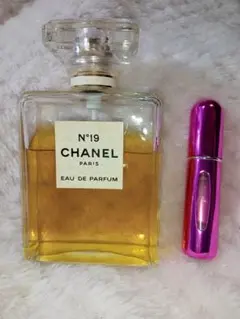 CHANEL N°19 Eau de Parfum 香水 100mlボトル