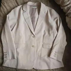 ベージュ テーラードジャケット