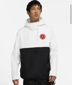 値下げ　NIKE ナイロンジャケット　メンズSのサムネイル