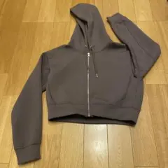 ほぼ新品　パーカー　ブラウン