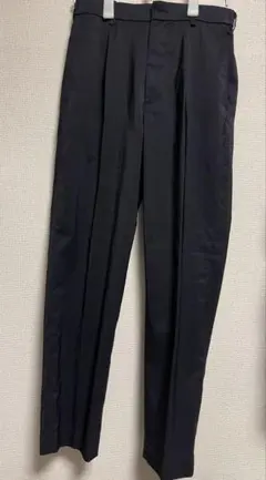 ユニクロ uniqlo ワイドスラックス　感動パンツ