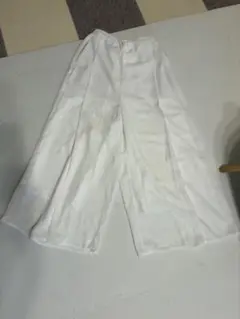 ホワイト ガウチョパンツ 長さ約90cm